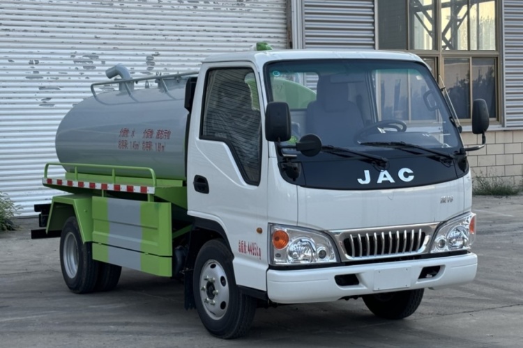 3 cubic cleaning and suction truck