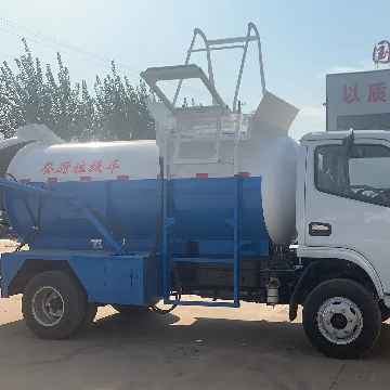 xe chở rác.jpg xe chở rác.jpg