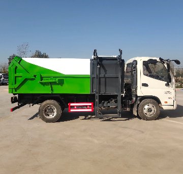 Small Bucket Garbage Truck