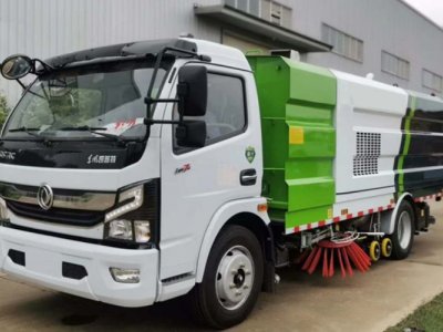 Sweeper truck
