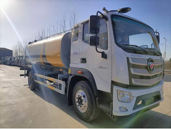 Foton OMAC Greening Sprinkler Truck.png