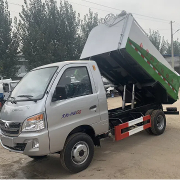 xe chở rác.jpg xe chở rác.jpg