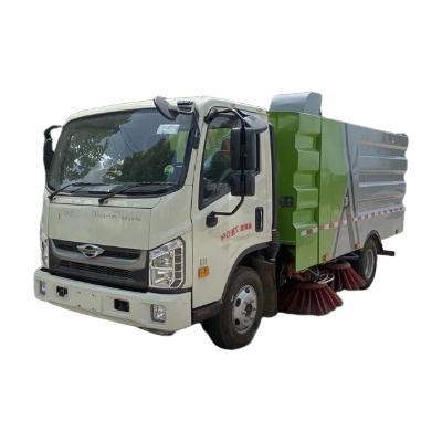 सार्वभौमिक सफाई वाहन