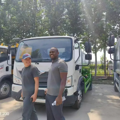 ဖောက်သည် Visit.jpg