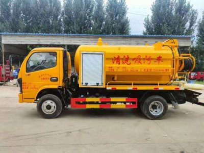 စုတ်ယူခြင်းထရပ်ကားကိုသန့်ရှင်းရေး