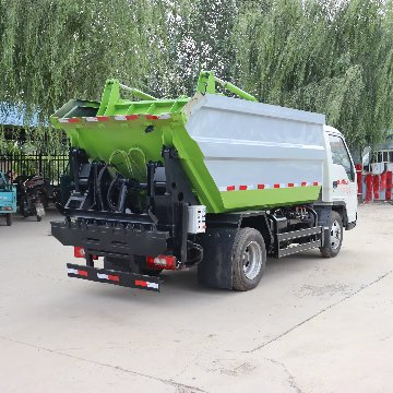 High Position Rear Hanging Bucket Garbage Truck