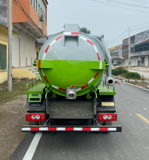 Eficacia del camión de limpieza y aspiración.jpg