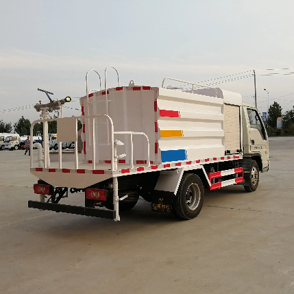Manufacturers Sell Sprinkler Trucks.jpg Manufacturers Sell Sprinkler Trucks.jpg