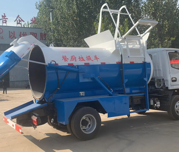 Ristorante Camion della spazzatura.jpg