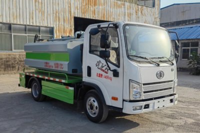 2 cubic meters cleaning and suction truck