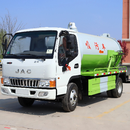 Sewage Treatment Suction Truck.jpg Sewage Treatment Suction Truck.jpg