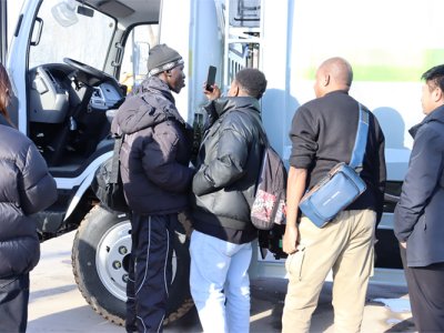 Garbage Compactor Truck