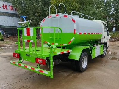 sprinkler truck