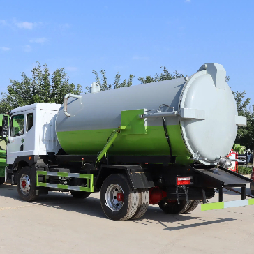 Diesel Suction truck.jpg Diesel Suction truck.jpg