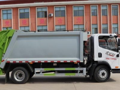 compressed garbage truck