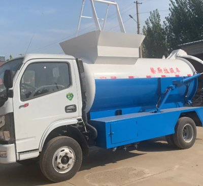 Restaurant garbage truck